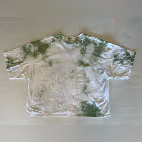 Peanuts Snoopy tie dye graphic crop top size XL NWT - Picture 2 of 4